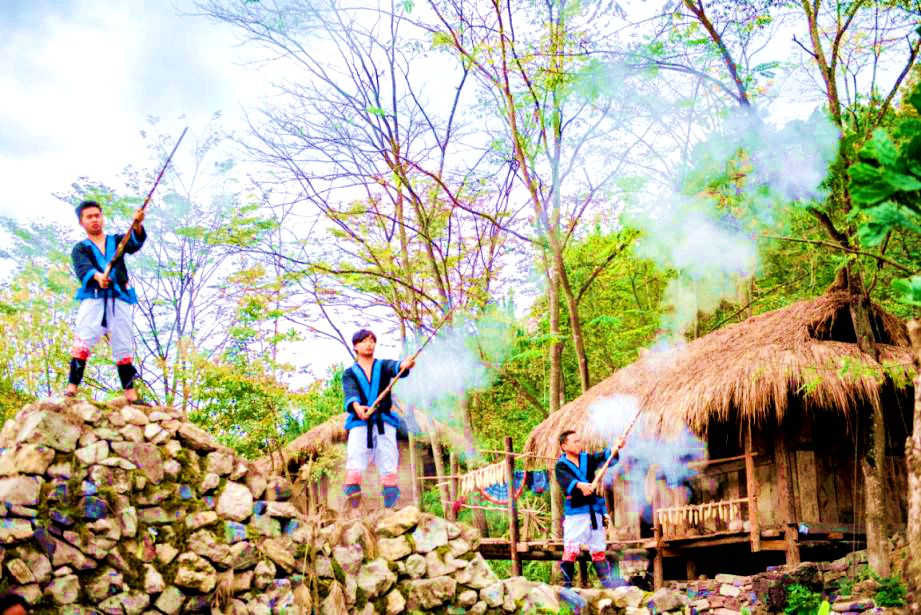 贵州省荔波县瑶山古寨景区